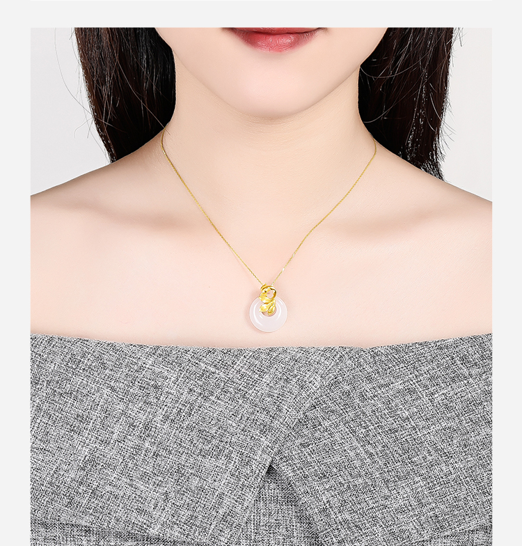 周六福黄金吊坠女天鹅足金吊坠和田玉母亲节挂件aaya043436