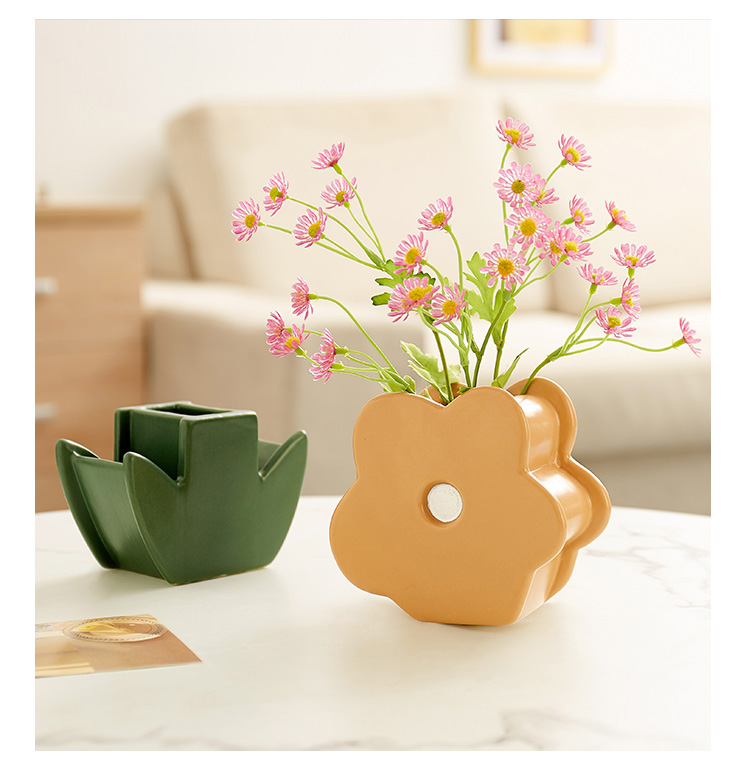 北欧ins风网红创意可爱陶瓷花朵轻奢小花瓶摆件客厅干花餐桌装饰 feng