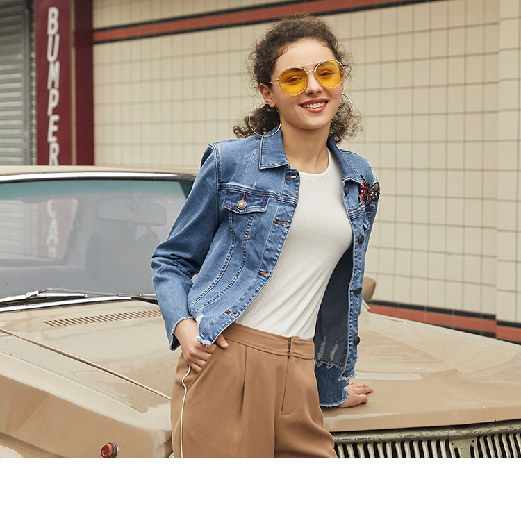 艾莱依2019春新款单排扣破洞牛仔外套女韩版绣花短外套