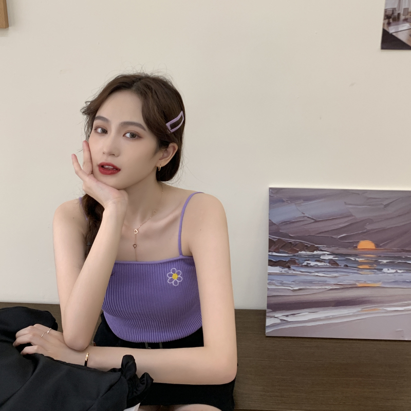 2020夏季新款泫雅风上花朵刺绣修身显瘦短款外穿针织背心吊带女