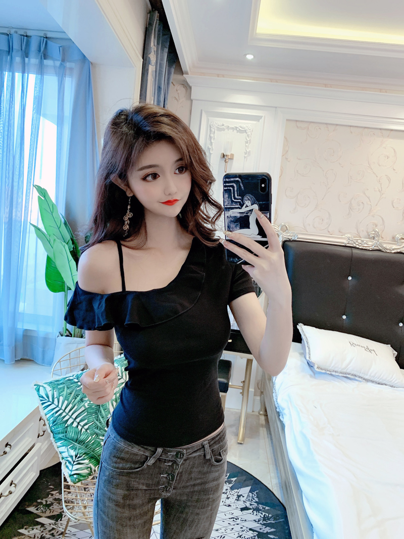 锐倪性感斜肩上衣女夏季荷叶边短袖紧身显瘦短款心机设计感露单肩t恤