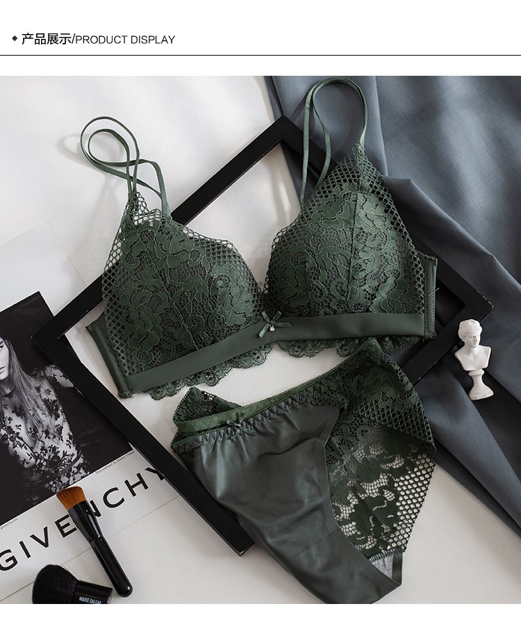 法式三角杯内衣女无钢圈小胸聚拢加厚调整型上托性感蕾丝文胸套装费琳