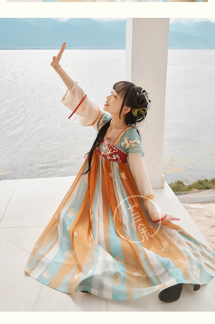 新款春夏汉服女十三余小豆蔻瑶遇见神鹿王者荣耀联名款长袖连衣裙