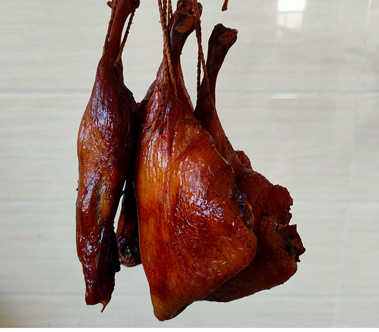 湖南柴火烟熏腊鸭腿鸭边腿咸鸭腿特产腊肉腊板鸭腿肉约250g一只