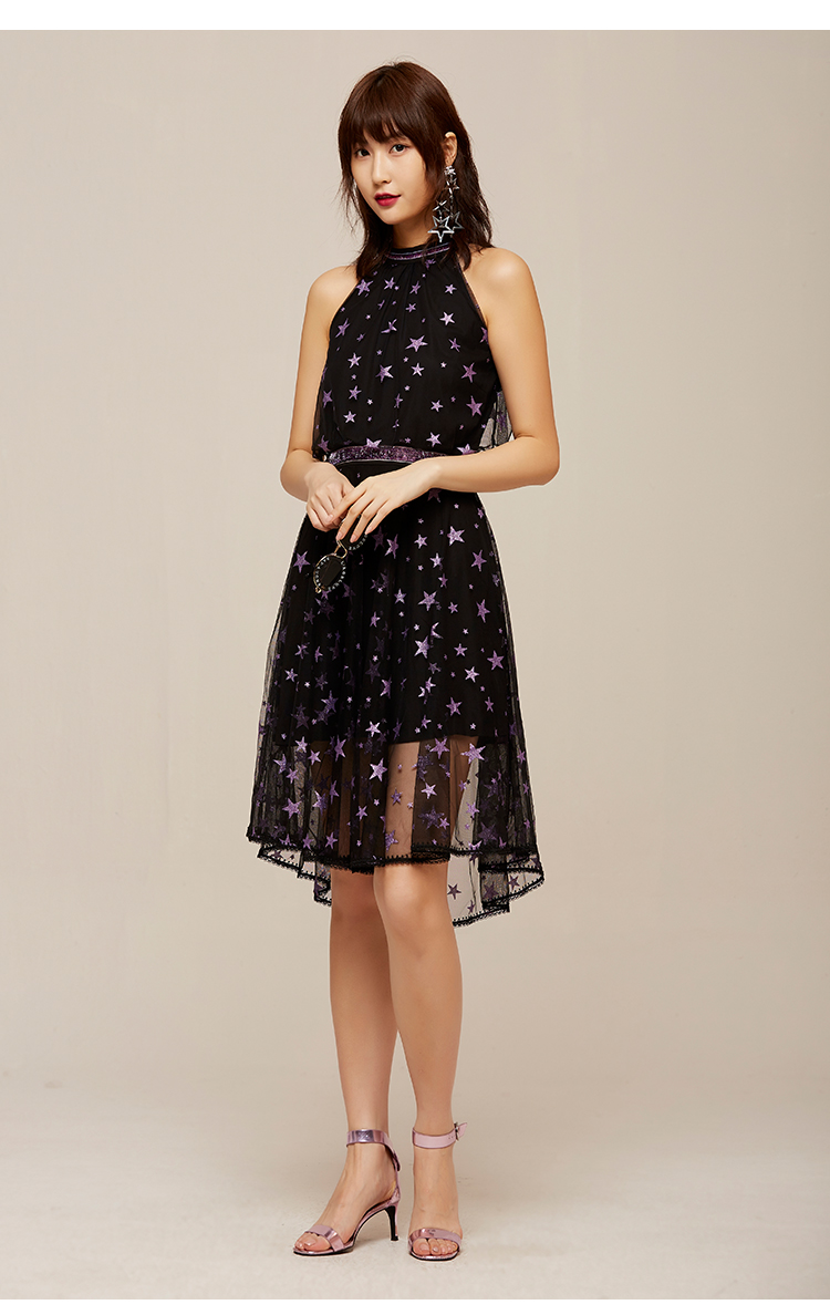 马克华菲女装2020夏新品雪纺挂脖式五角星高腰收腰连衣裙