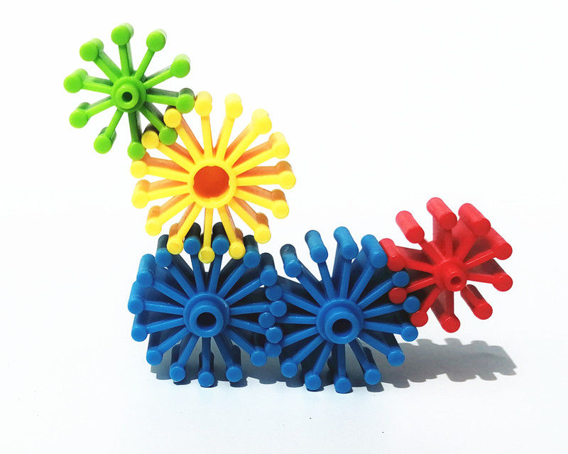 幼儿园桌面花轮齿轮拼插积木益智早教童趣塑料玩具2岁以上宝宝小号45