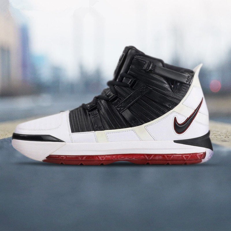 耐克nikezoomlebron3lbj3詹姆斯3代战靴复刻男子篮球鞋ao2434