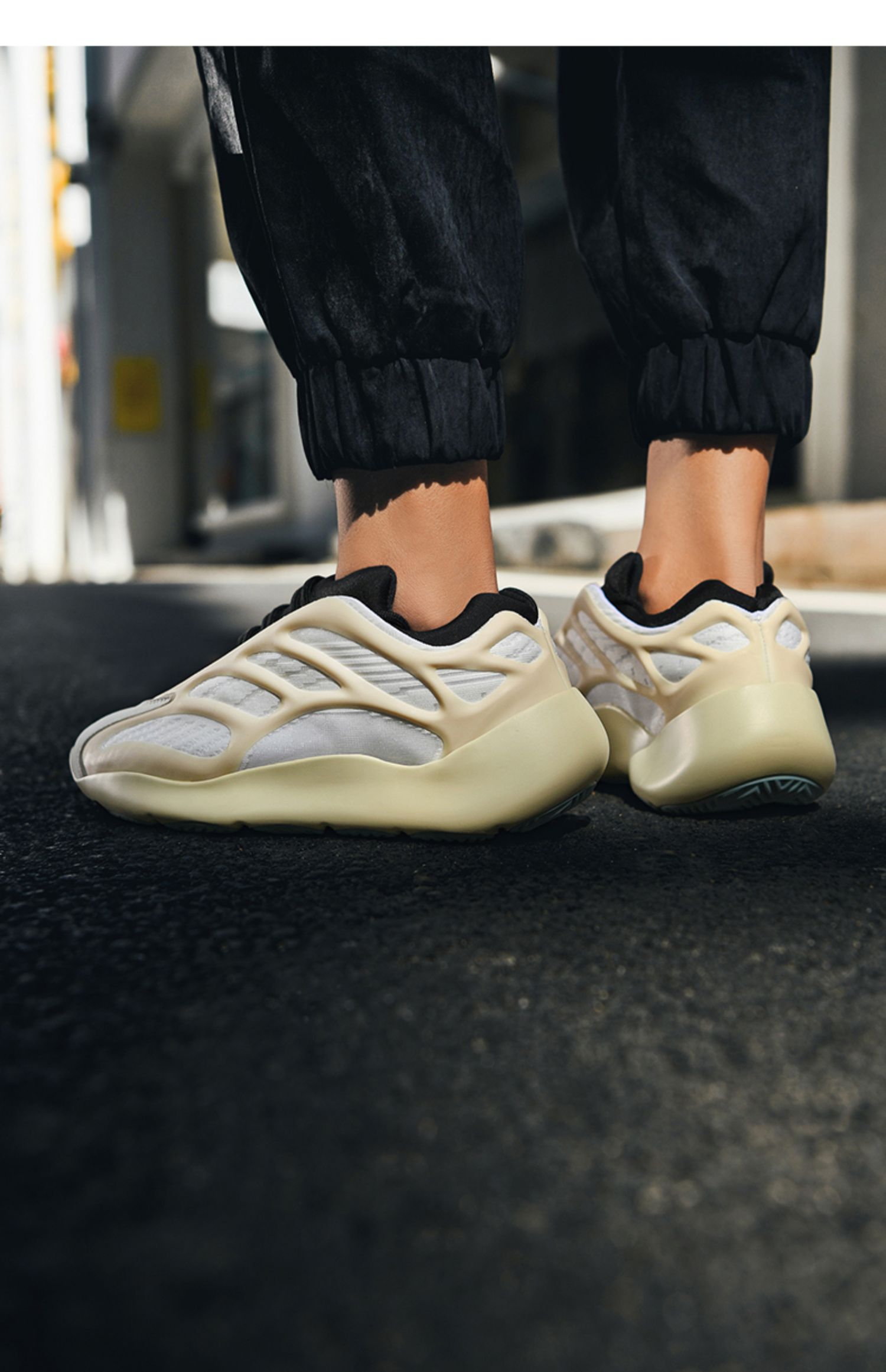 述雅正品男鞋椰子700v3异形极光蓝骨架老爹鞋男过毒正版运动潮鞋