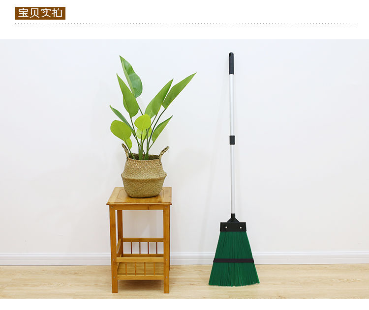 扫树叶的扫把,扫树叶识别树_大山谷图库