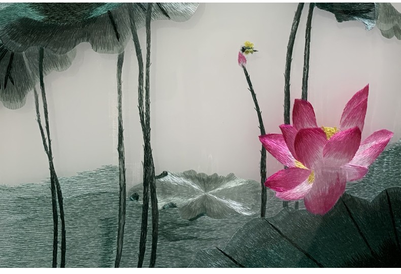 祺匠屋苏绣荷花新中式客厅装饰画苏州刺绣画手工装裱实木框画莲花玄关