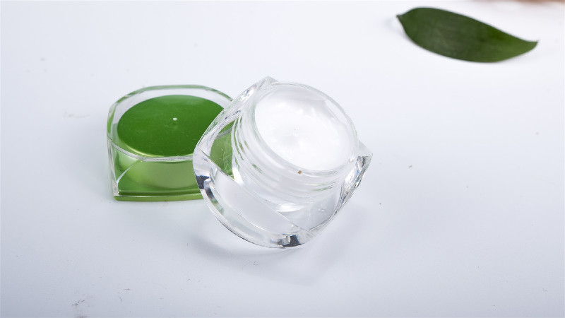 ainibaby艾妮婴肤乐积雪面霜婴肤乐香港艾妮婴肤乐