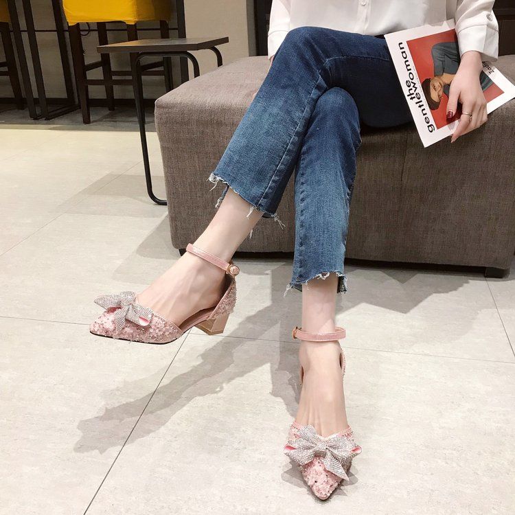 包头凉鞋女仙女风2021夏季水钻蝴蝶结ins潮港风欧美粗跟单鞋碧驼