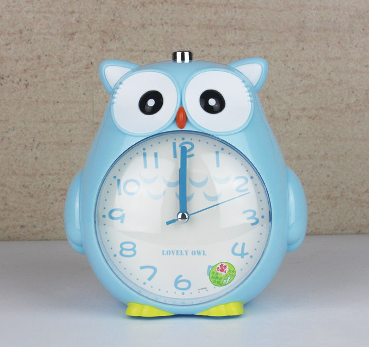 儿童卡通闹钟可爱会说话叫懒虫起床创意床头夜光静音学生音乐闹表小