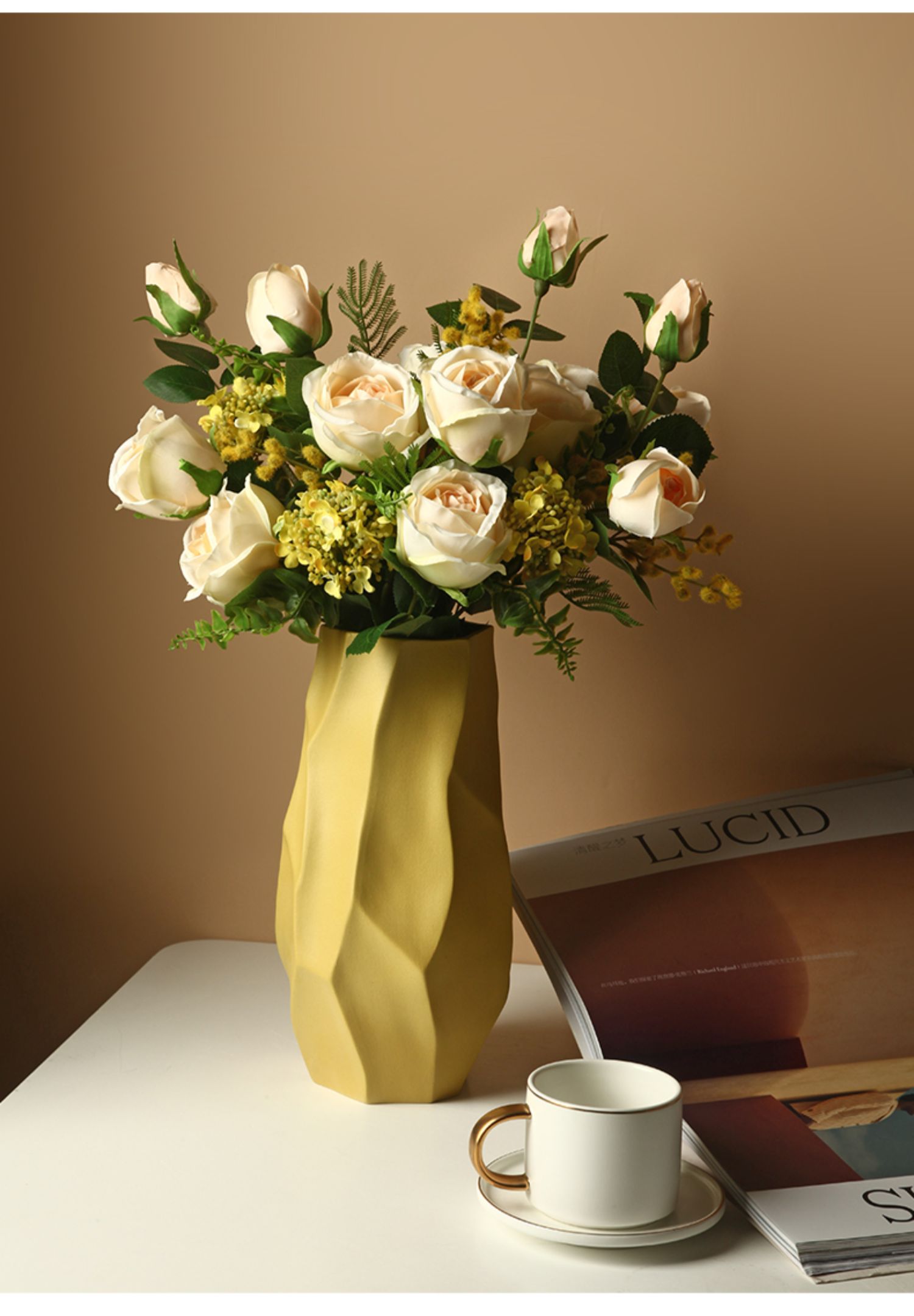 贝汉美北欧创意陶瓷花瓶客厅插花轻奢电视柜大号餐桌家居装饰摆件三维