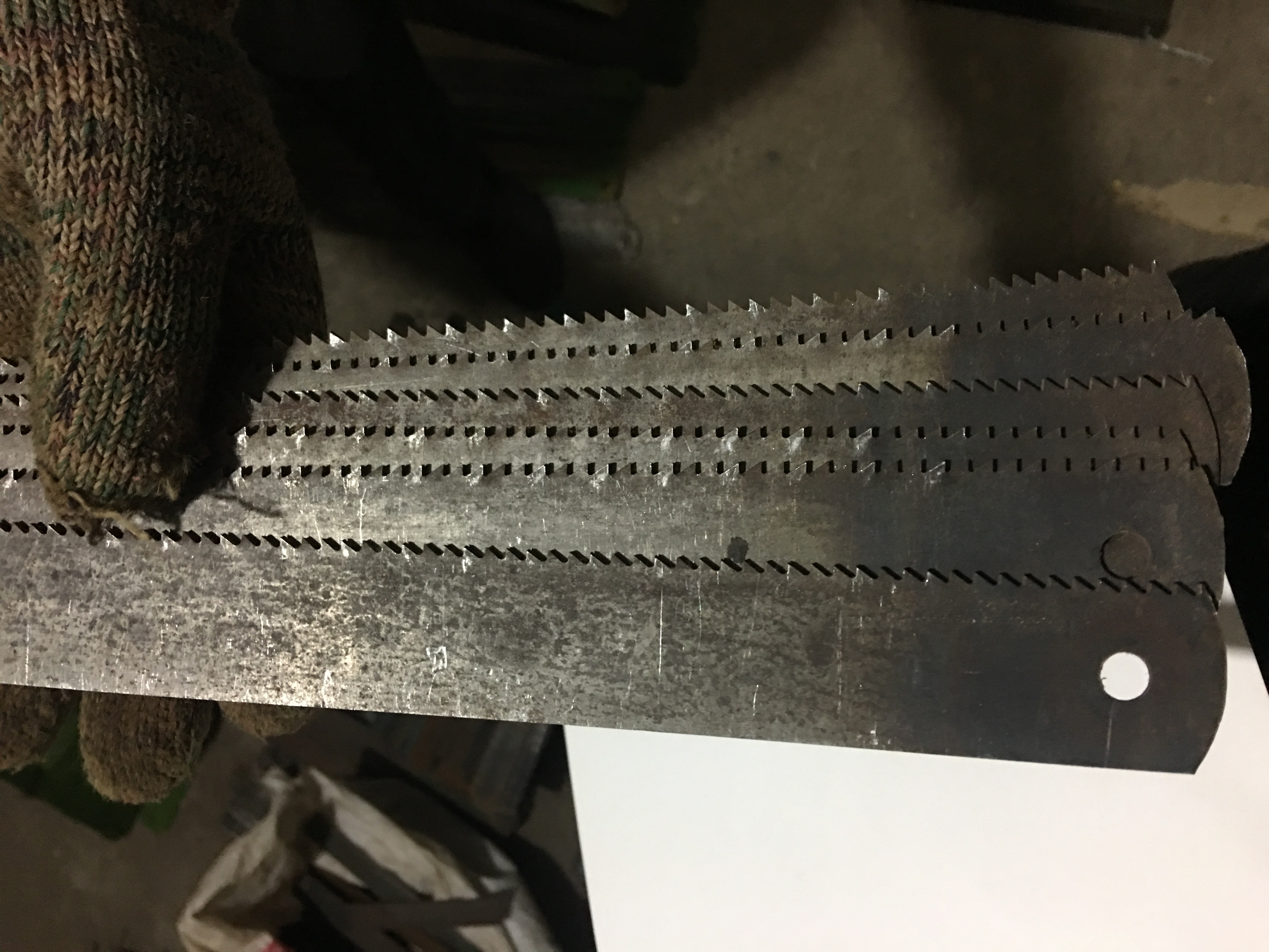 敬平哈二雄狮老机用锯条锋钢锯条hss高速钢刀胚w9旧料w18手工旧风钢条