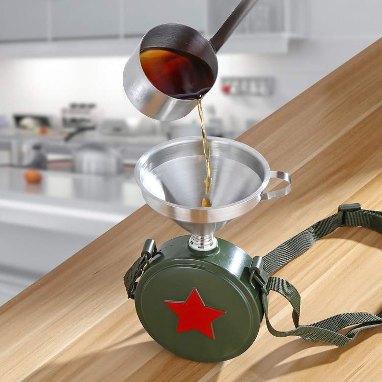 304不锈钢行军水壶随身复古冷水壶战术户外军用水壶骑行酒壶