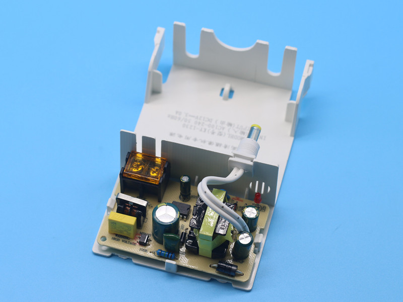 12v3a监控防水电源摄像头电源12v25a2a监控电源盒防水盒小耳朵浅灰色