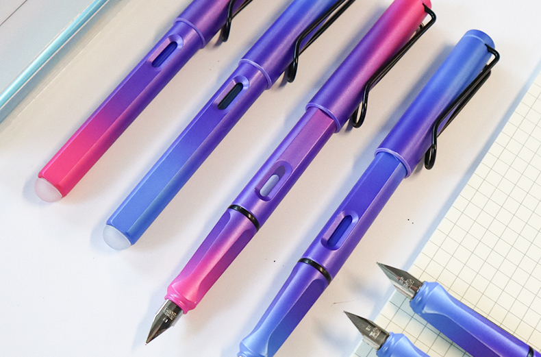 可擦钢笔魔力擦小学生三年级专用晶蓝墨蓝黑色墨囊可替换热敏可擦练字