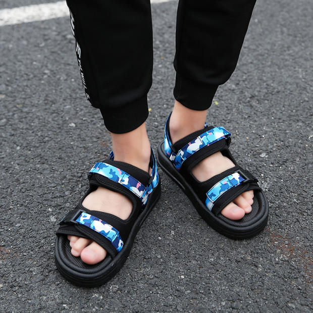 凉鞋男夏天新款韩版10男孩12休闲13大童软底14初中学生15岁青少年258