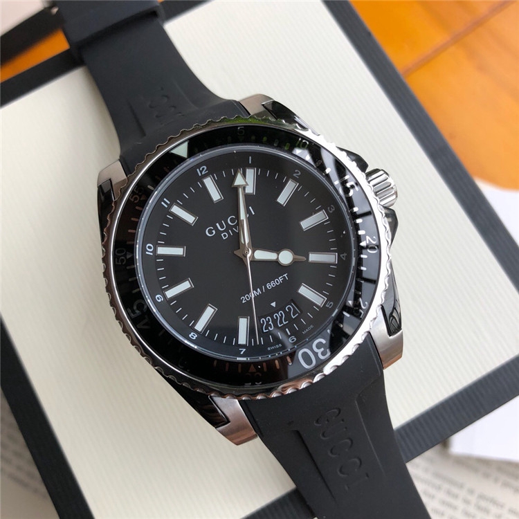 美国guccidive古奇水鬼腕表ya136204男士潜水夜光石英手表