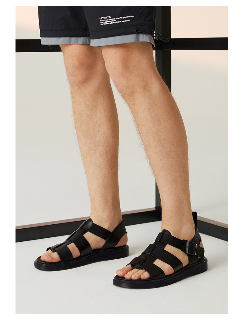 热风男鞋夏季男士平跟休闲凉鞋青年搭扣凉鞋h64m0612