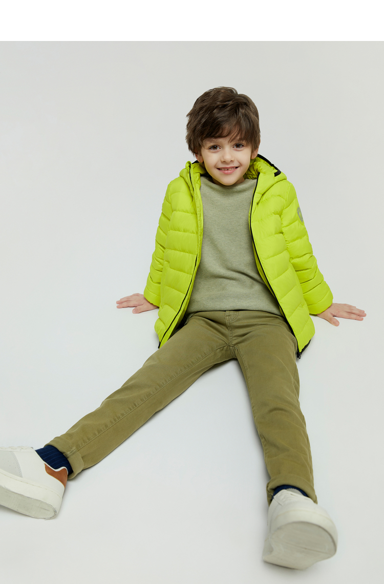 波司登童装羽绒服2020冬新款儿童轻薄款男女童连帽时尚t00131009