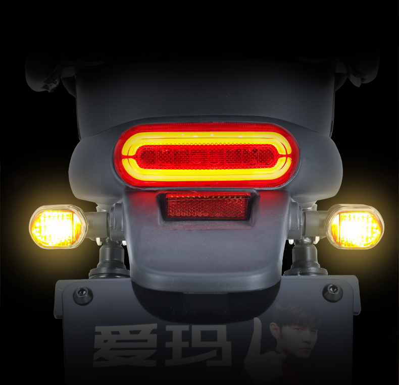 爱玛(aima) 48v高速 电动轻便时尚摩托车 小木豆标准版 黑/亚黑