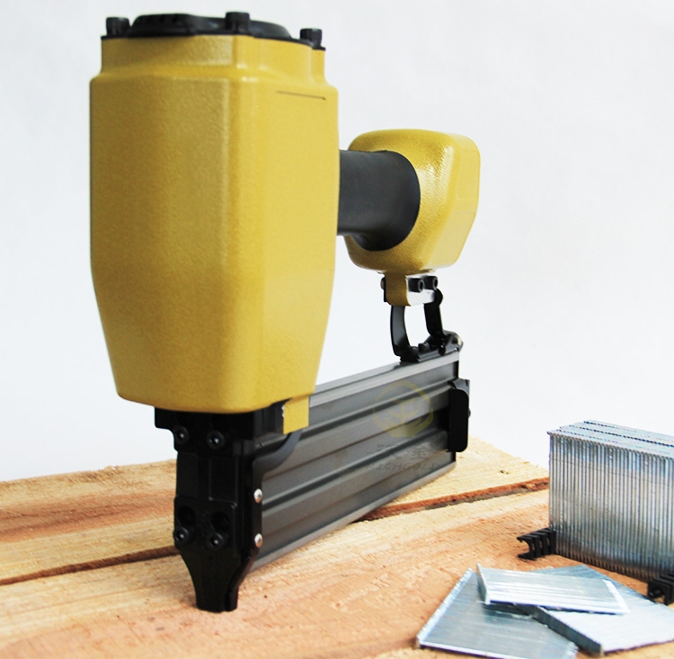 st64气动钢钉枪法耐fanai气动打钉机st38钢排钉抢气钉枪排钉枪气钉抢