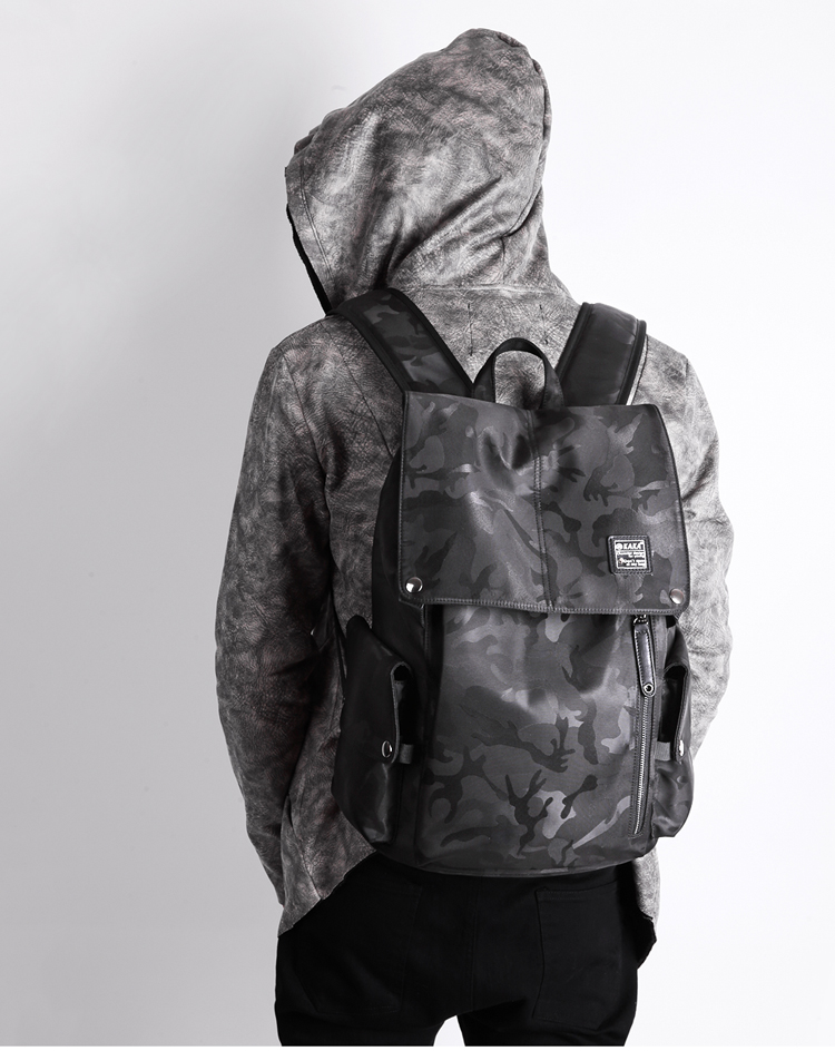 卡卡(kaka)运动休闲ka2209 kaka双肩包男潮包多功能电脑包男背包多