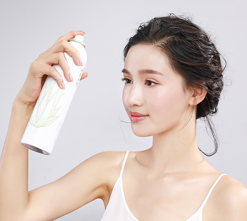 芦荟水补水喷雾保湿控油舒缓定妆爽肤水女学生滋润喷雾