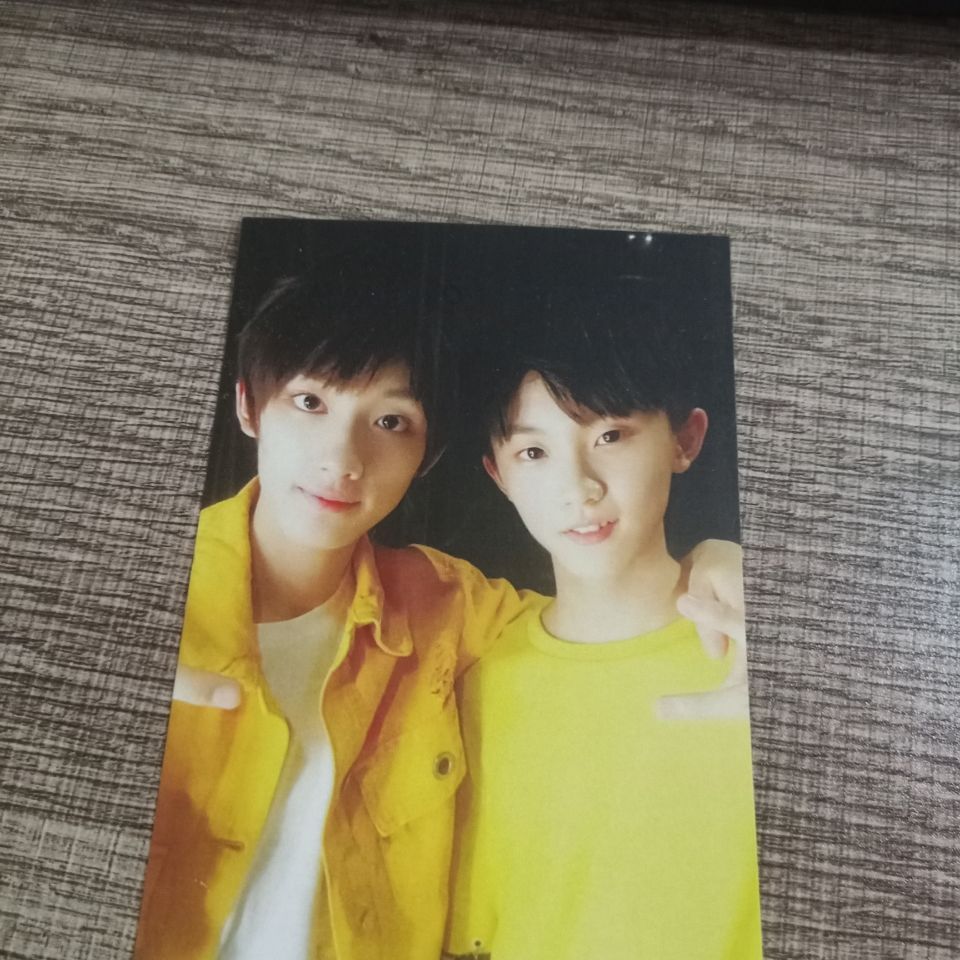 《全新正版离港来山文轩/祺鑫同人文春树了了作品送两张明信片 离港来