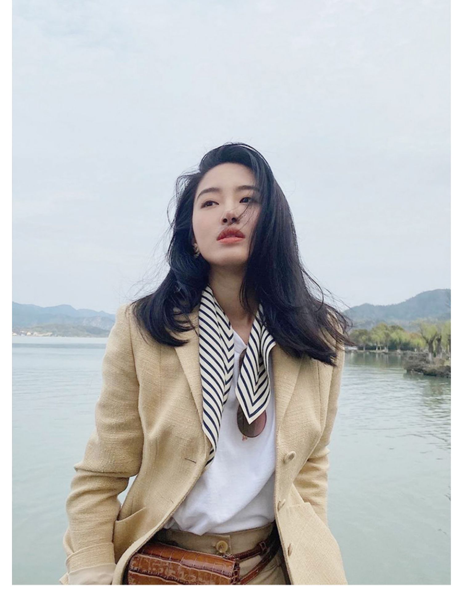 new lake杨采钰同款条纹丝巾女小方巾百搭正装法式ins领巾夏秋季装饰