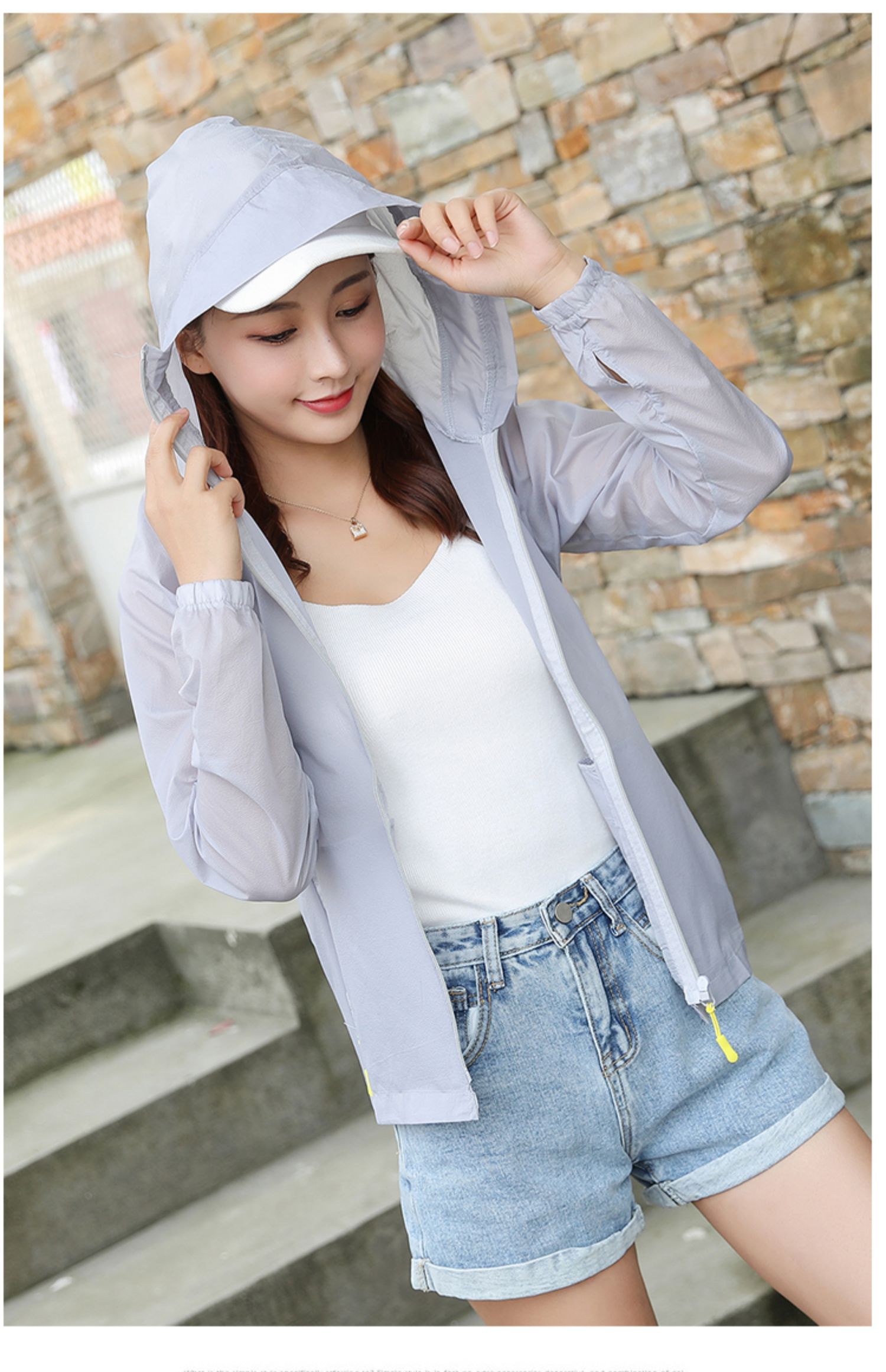 2021年夏季新款防晒衣女韩版百搭短款防晒服薄款透气时尚大码外套白色