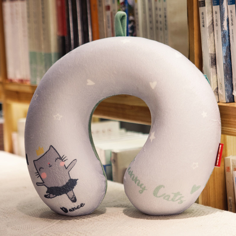 枕头形状:圆形功能分类:护颈枕适用人群:成人类别:枕芯品牌:伊姿秀