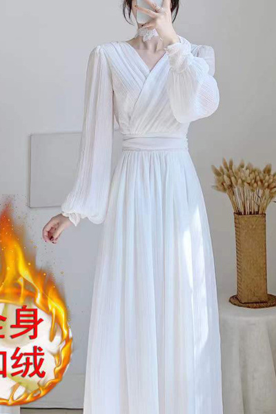 加绒加厚秋冬茶歇法式赫本风白色长裙高档长款仙女温柔长袖连衣裙