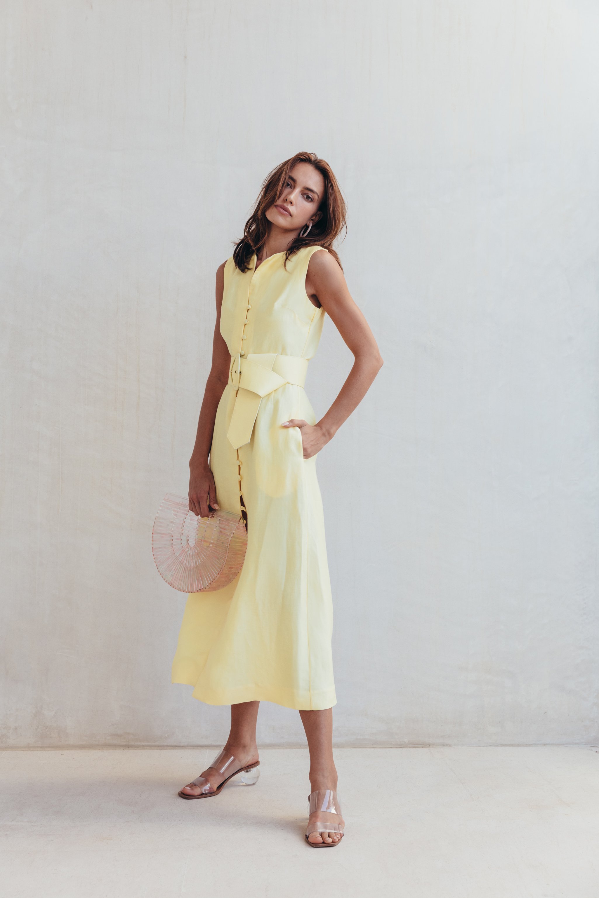 透明凉鞋女仙女风2020凉拖夏水晶跟高跟粗跟百搭海边度假拖鞋外穿知义