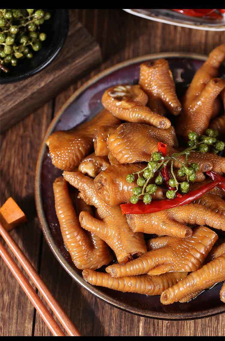 椒麻大鸡爪卤泡鸡脚网红休闲零食大分量非无骨鸡爪熟食小吃