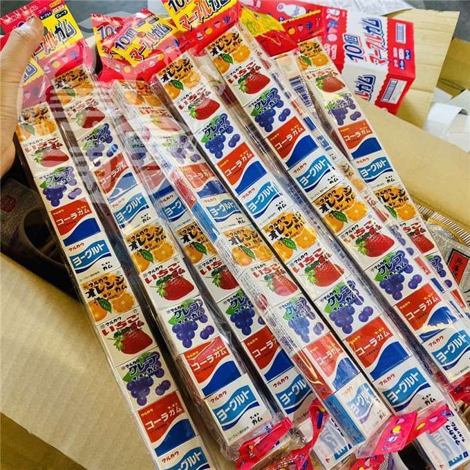 《日本丸川什锦水果味泡泡糖 60克 1条(10小盒) 泡泡糖 60克 1条》无