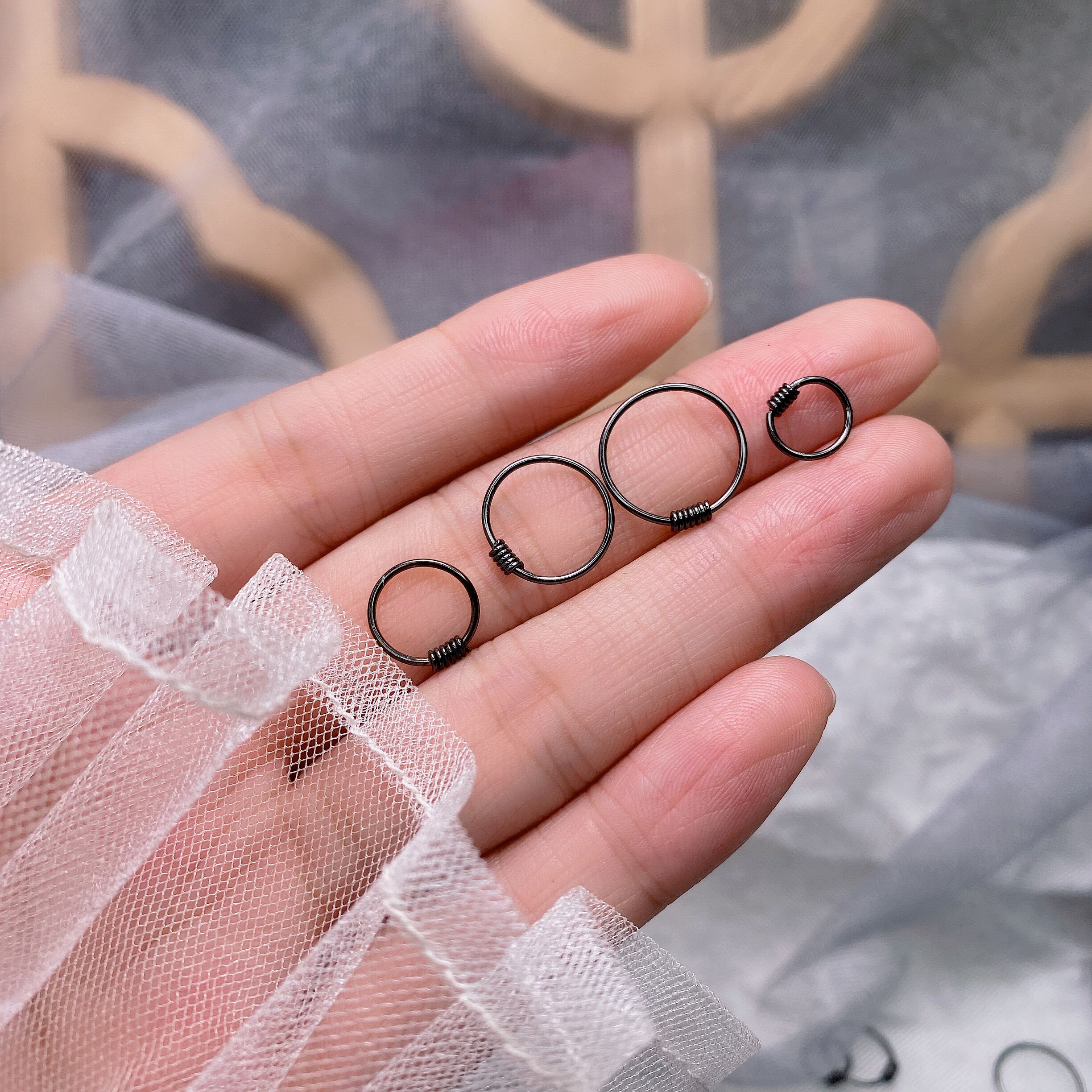 耳骨环999纯银耳环女圈圈黑色圆圈小耳圈男耳饰养耳洞夏季冷淡风