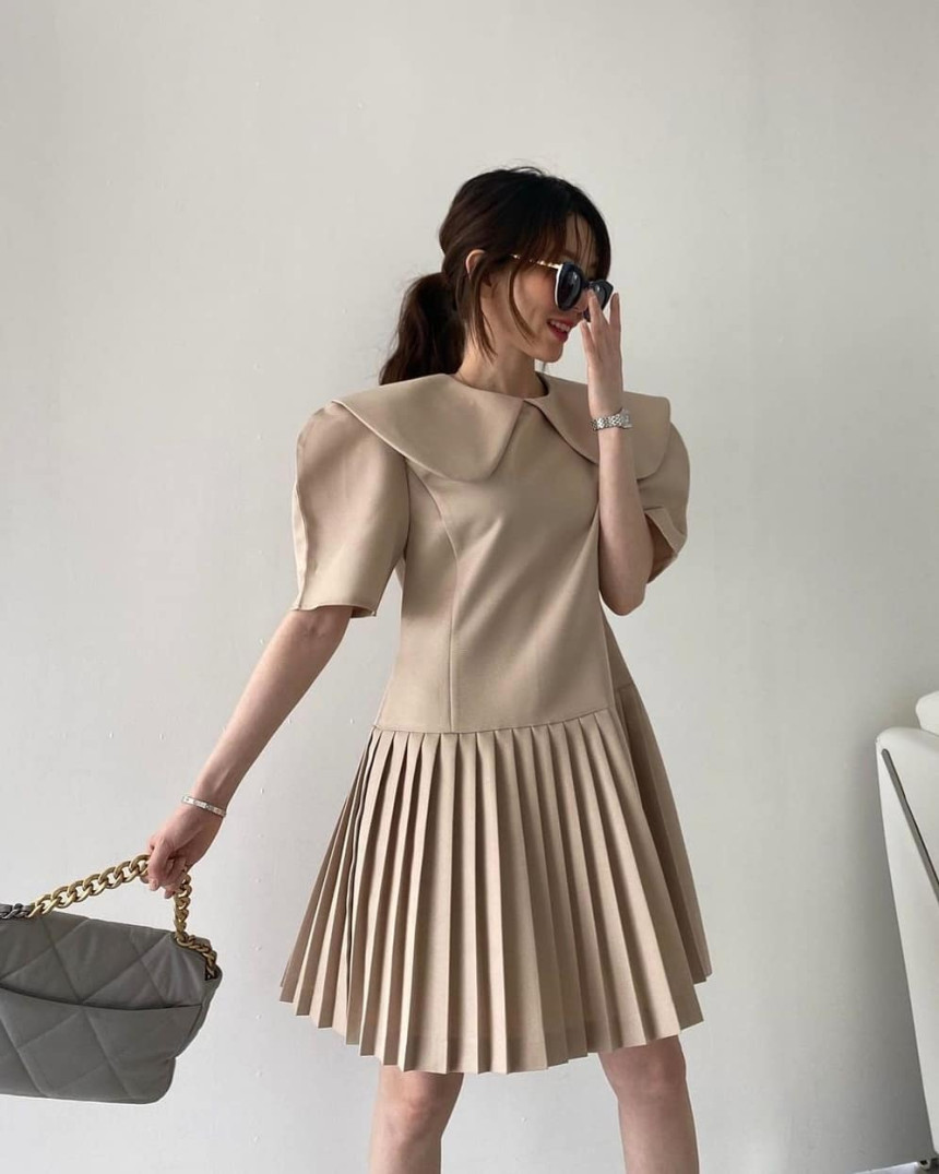 韩国chic法式小众春夏装气质小香风泡泡袖娃娃领长款百褶连衣裙潮