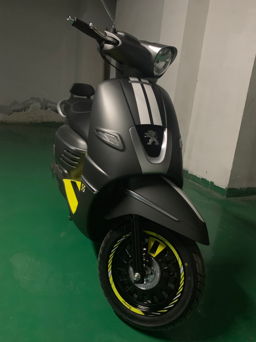 舒适主义标致django姜戈150ccabs踏板改装车贴轮毂贴钢圈反光贴纸姜戈