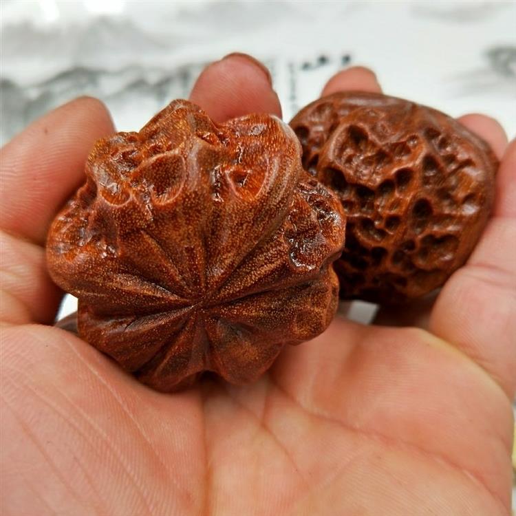 核桃文玩手把件檀木健身球中老年手球手握紫檀白酸枝核桃雕刻木质