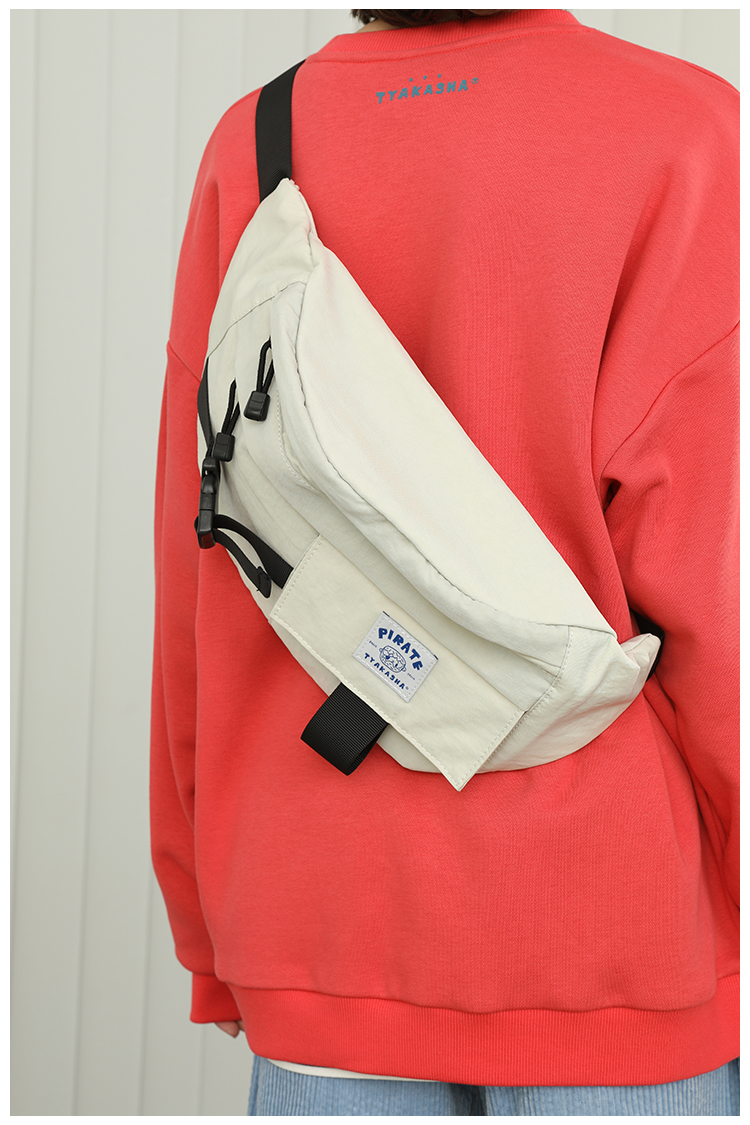 fenghou[海盗]塔卡沙斜挎包胸包新款男女上学旅行斜挎背包旅行包男女