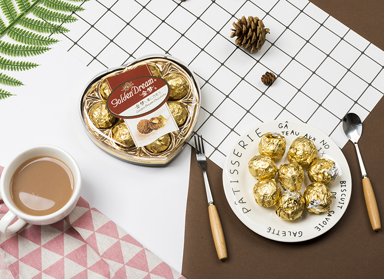 梁丰 金梦果仁威化巧克力100g礼盒装喜庆糖果生日新年礼物年货福利