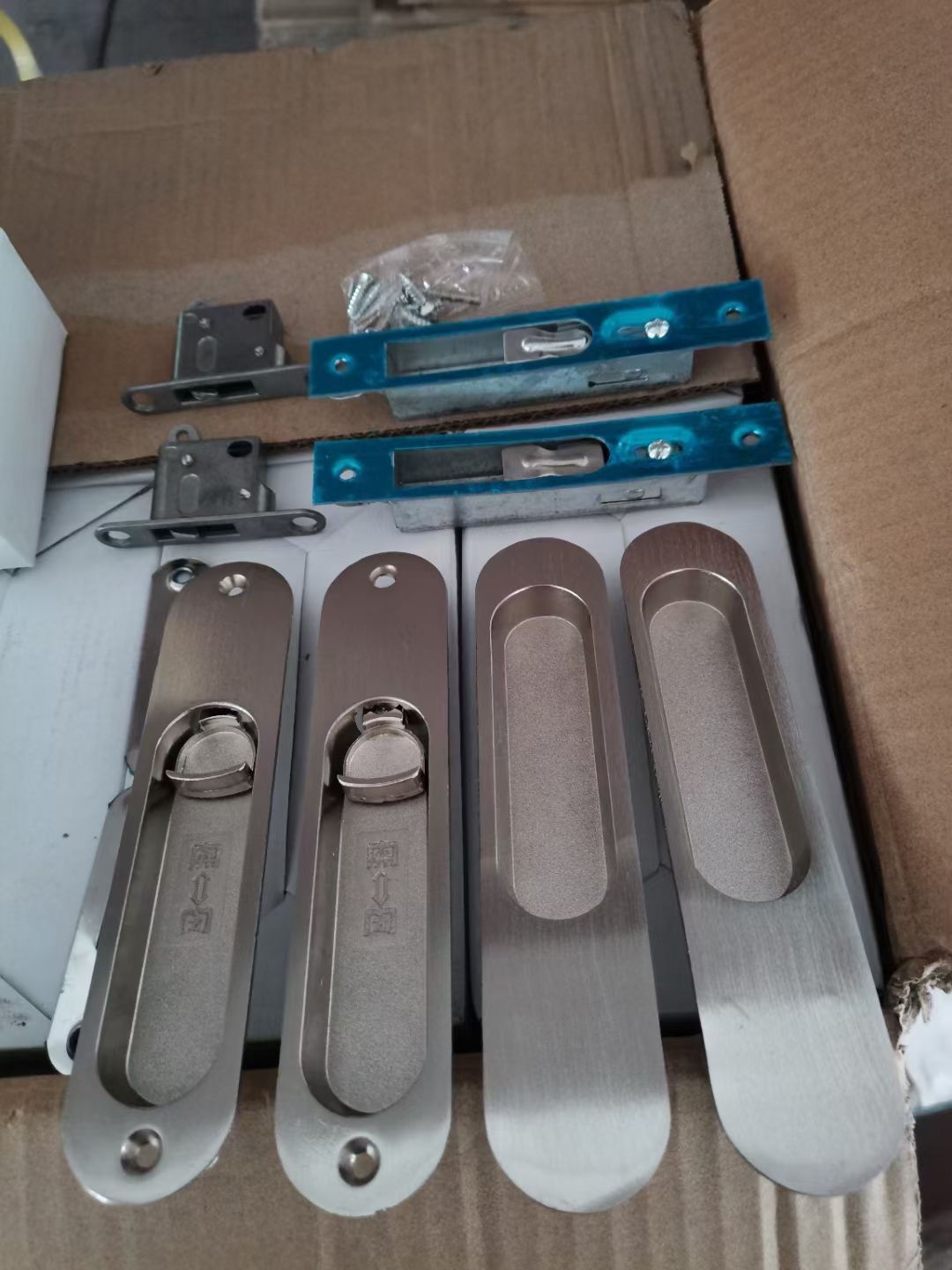 93钩锁不带钥匙爆款移门锁推拉门木门钩锁吊趟门锁厨房卫生间玻璃门93