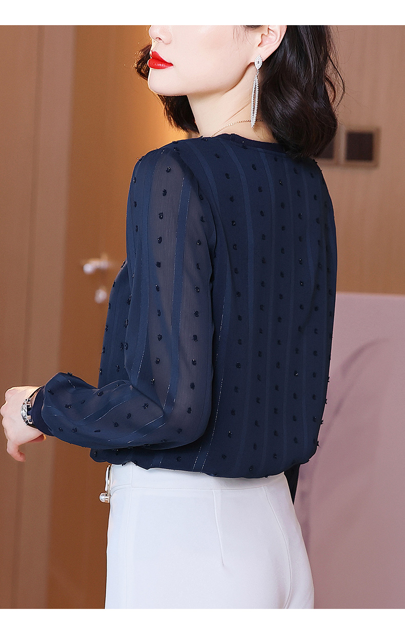 愫惠君女士洋气小衫高贵雪纺衫2021春装新款时尚百搭遮肚子内搭打底