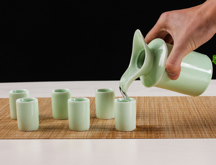 创意陶瓷酒具家用中式复古白酒汾酒分酒器温酒器青瓷酒具