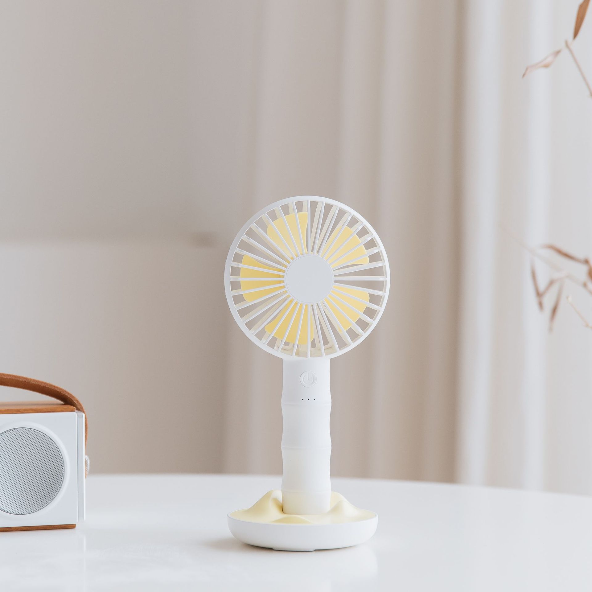 2019创意简竹风扇usb可充电大风力小风扇迷你桌面便携手持电风扇