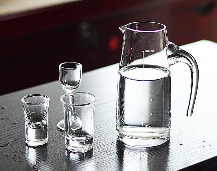 三维工匠一两白酒杯套装小扎壶分酒器白酒家用玻璃子弹杯架一口小酒杯