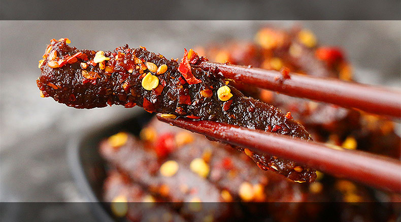 麻辣牛肉干云南丽江特产麻辣小食抖音好
